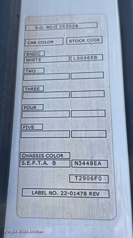 image for item DV4060 2016 Peterbilt 567 semi truck