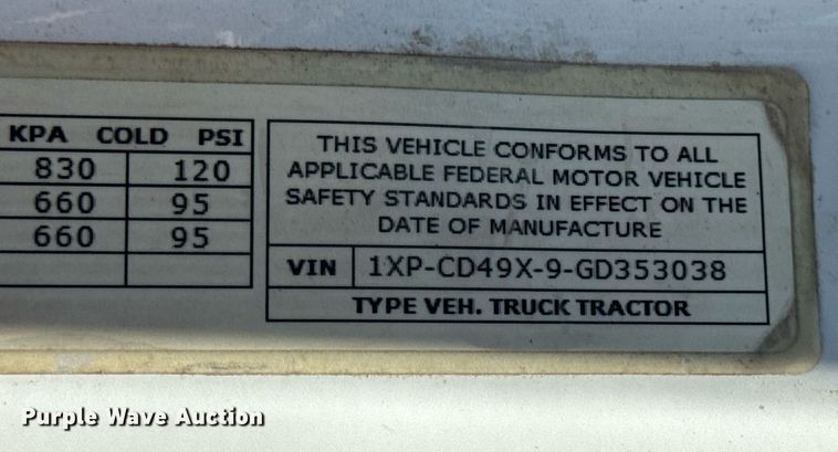 image for item DV4060 2016 Peterbilt 567 semi truck