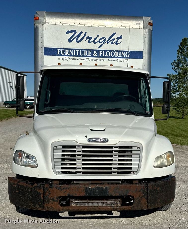 image for item DV4061 2006 Freightliner Business Class M2 box truck