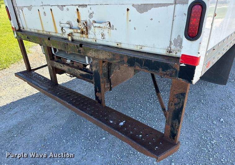 image for item DV4061 2006 Freightliner Business Class M2 box truck