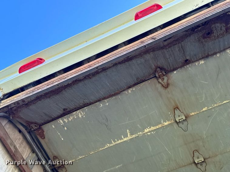 image for item DV4061 2006 Freightliner Business Class M2 box truck