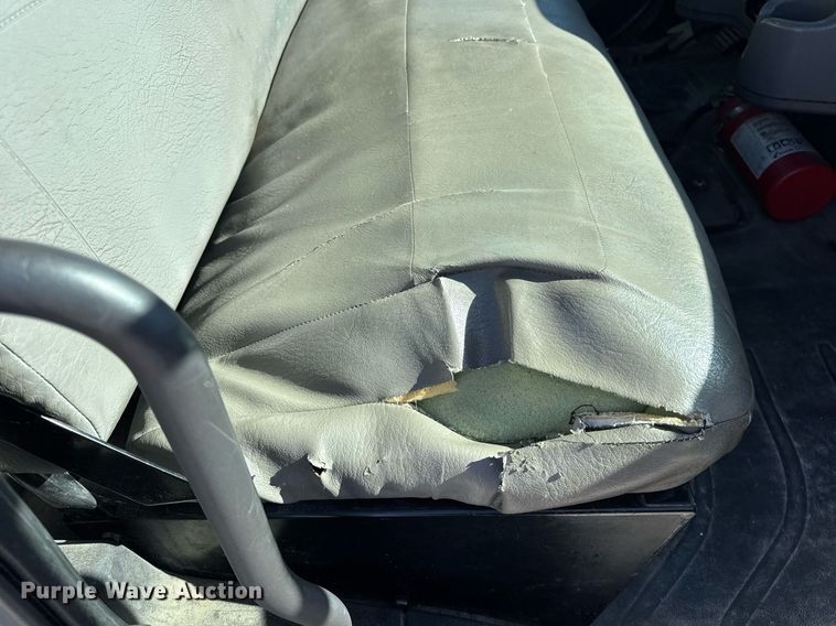 image for item DV4061 2006 Freightliner Business Class M2 box truck