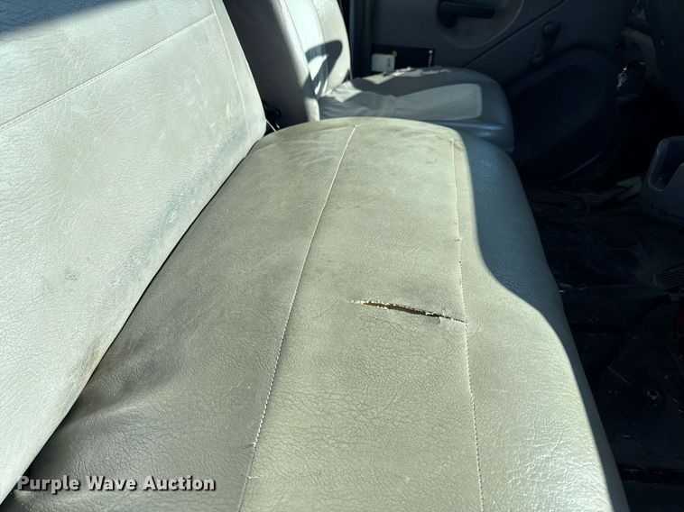 image for item DV4061 2006 Freightliner Business Class M2 box truck