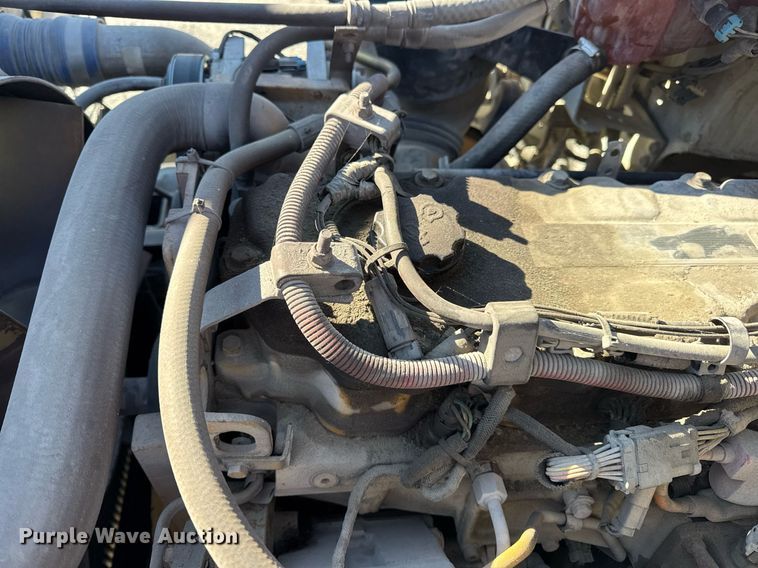 image for item DV4061 2006 Freightliner Business Class M2 box truck