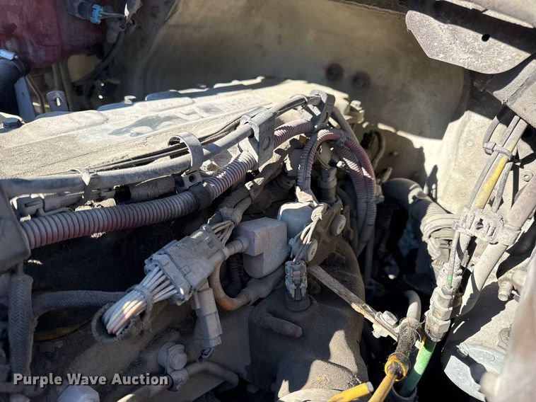 image for item DV4061 2006 Freightliner Business Class M2 box truck