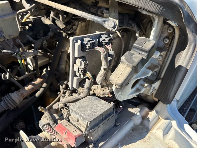 image for item DV4061 2006 Freightliner Business Class M2 box truck