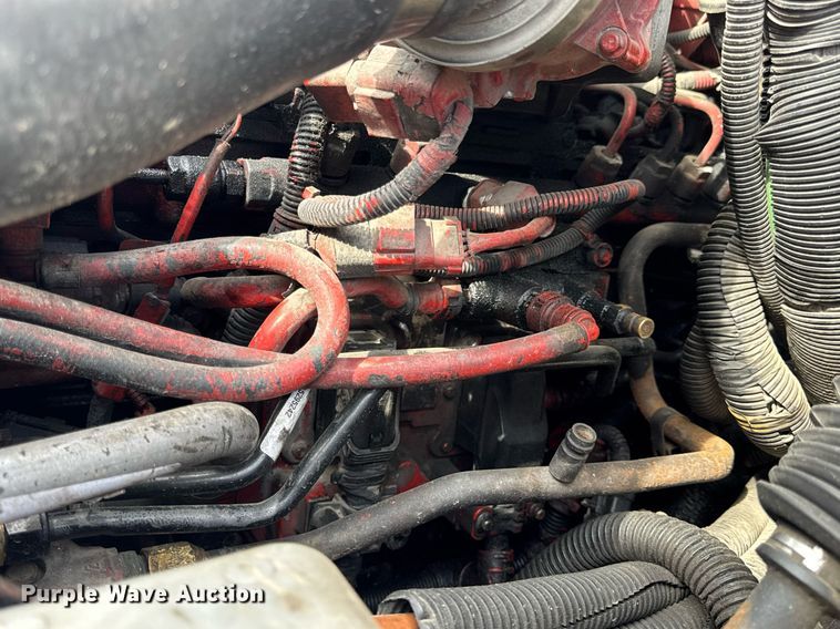 image for item DV4076 2015 Freightliner Business Class M2 semi truck