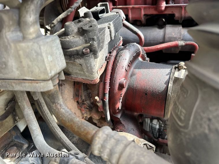 image for item DV4076 2015 Freightliner Business Class M2 semi truck