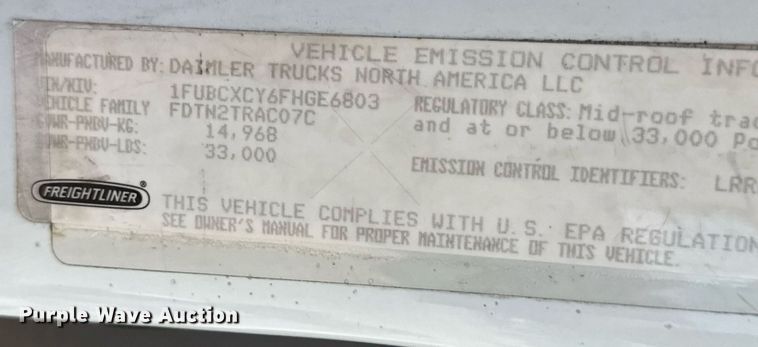 image for item DV4076 2015 Freightliner Business Class M2 semi truck