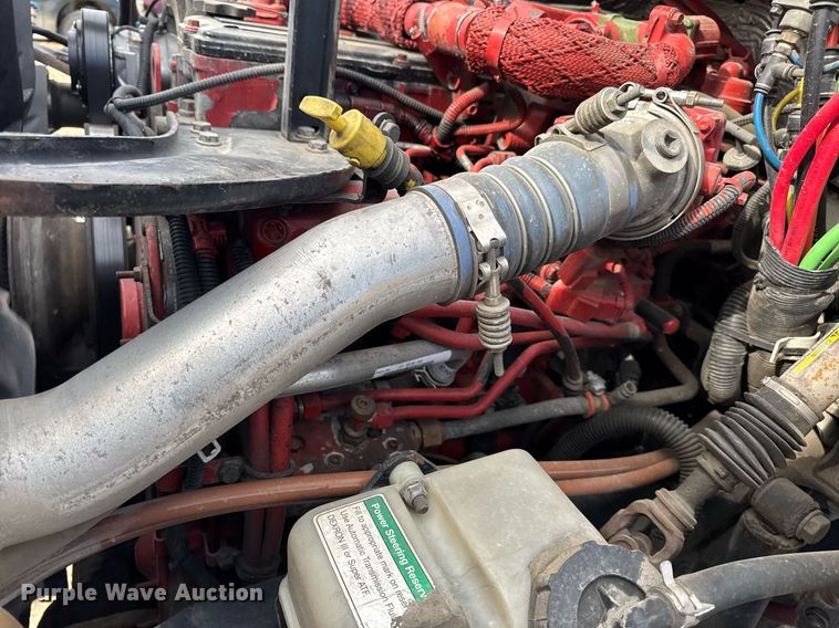 image for item DV4077 2017 Freightliner Business Class M2 semi truck