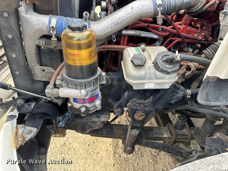 image for item DV4077 2017 Freightliner Business Class M2 semi truck