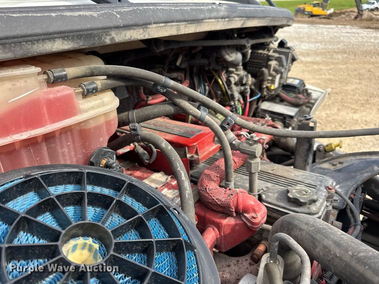 image for item DV4077 2017 Freightliner Business Class M2 semi truck