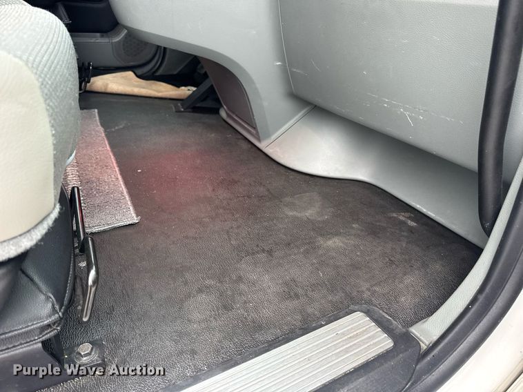 image for item DV4078 2021 Kenworth T680 semi truck