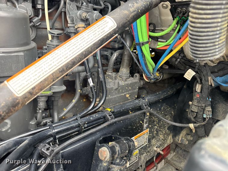 image for item DV4078 2021 Kenworth T680 semi truck