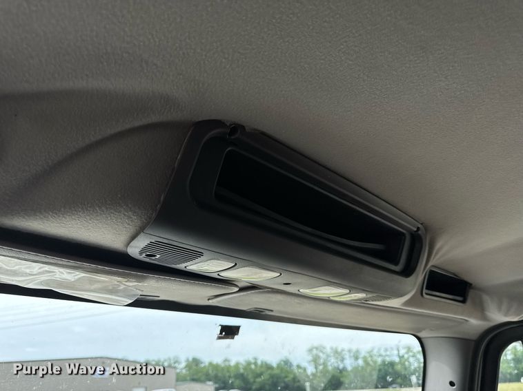 image for item DV4082 2011 Freightliner Business Class M2 flatbed truck