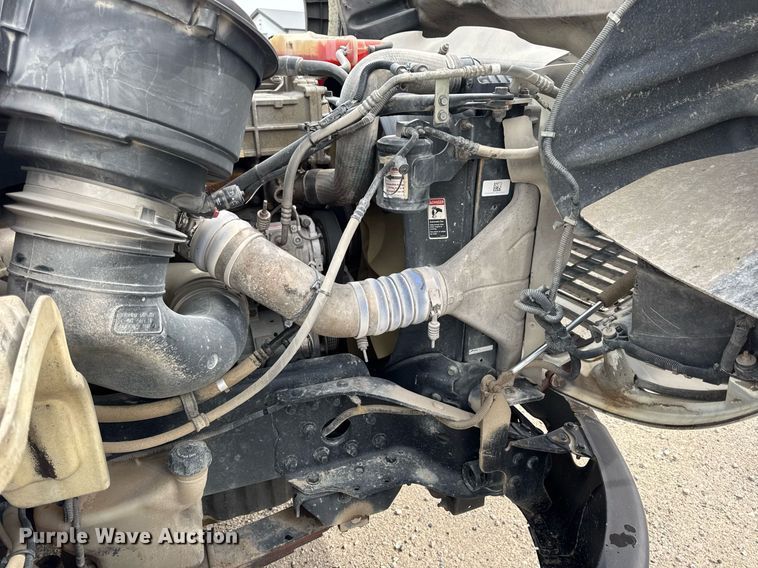 image for item DV4082 2011 Freightliner Business Class M2 flatbed truck