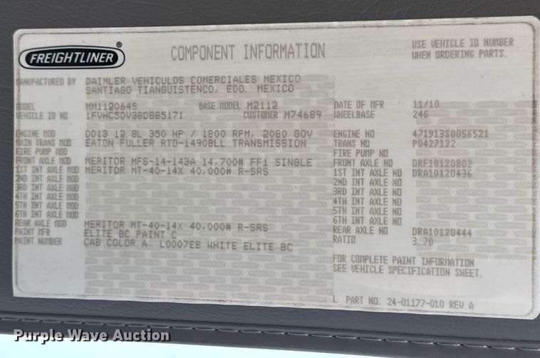 image for item DV4082 2011 Freightliner Business Class M2 flatbed truck