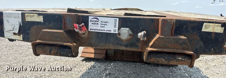 image for item DV4133 1988 Trail King drop deck equipment trailer
