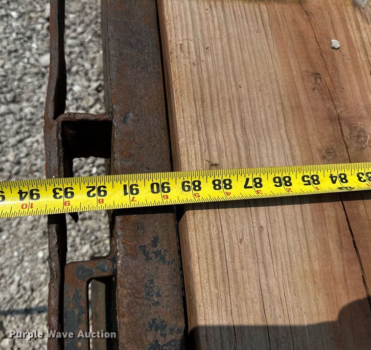 image for item DV4133 1988 Trail King drop deck equipment trailer