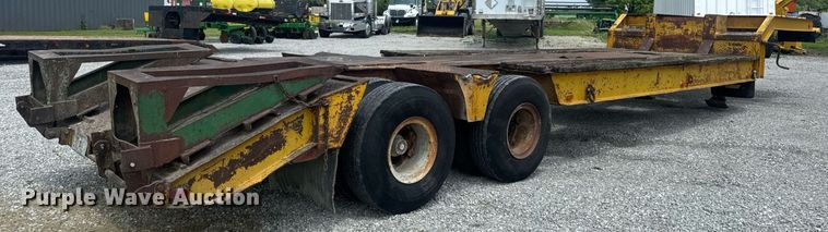 image for item DV4135 1970 Luttig drop deck equipment trailer
