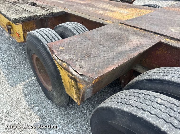 image for item DV4135 1970 Luttig drop deck equipment trailer