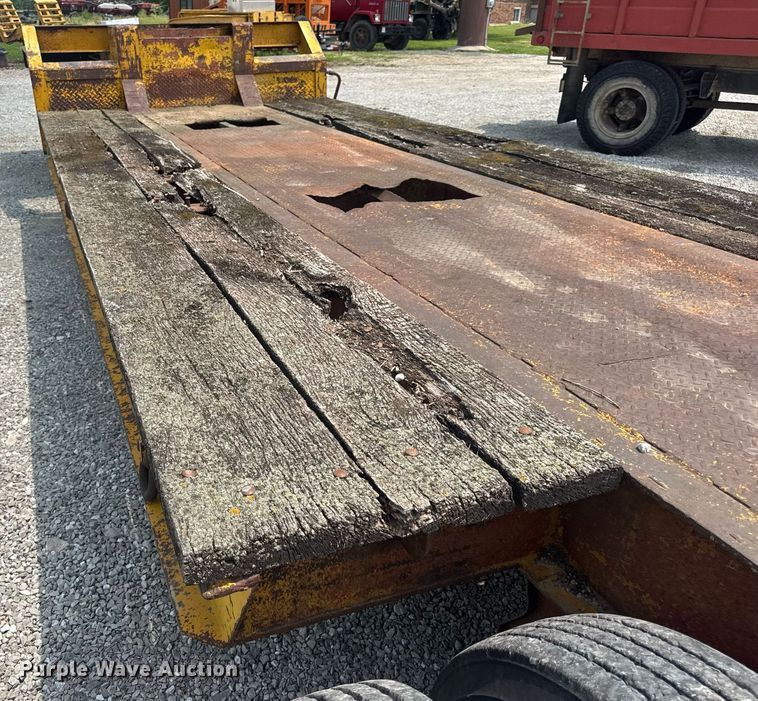 image for item DV4135 1970 Luttig drop deck equipment trailer