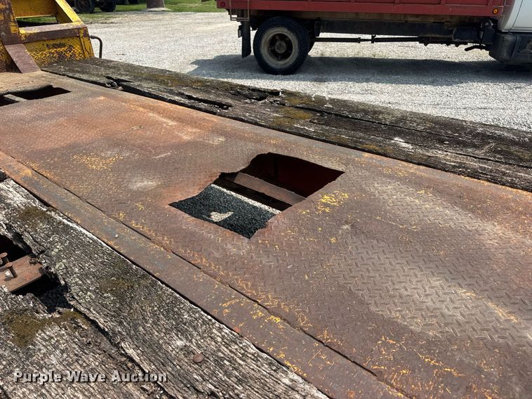 image for item DV4135 1970 Luttig drop deck equipment trailer