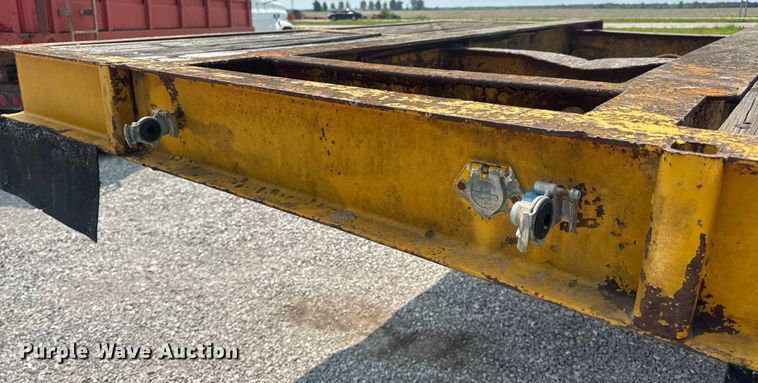 image for item DV4135 1970 Luttig drop deck equipment trailer