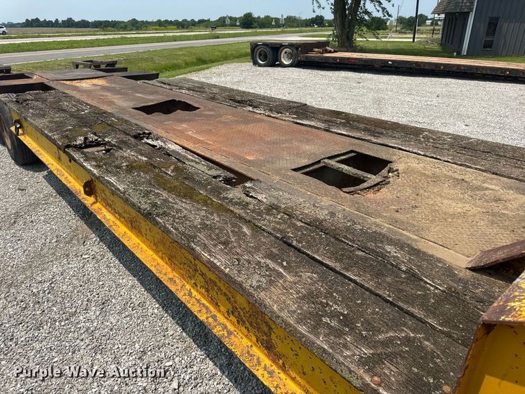 image for item DV4135 1970 Luttig drop deck equipment trailer