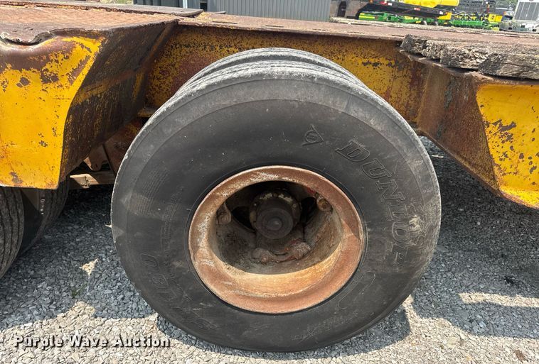 image for item DV4135 1970 Luttig drop deck equipment trailer