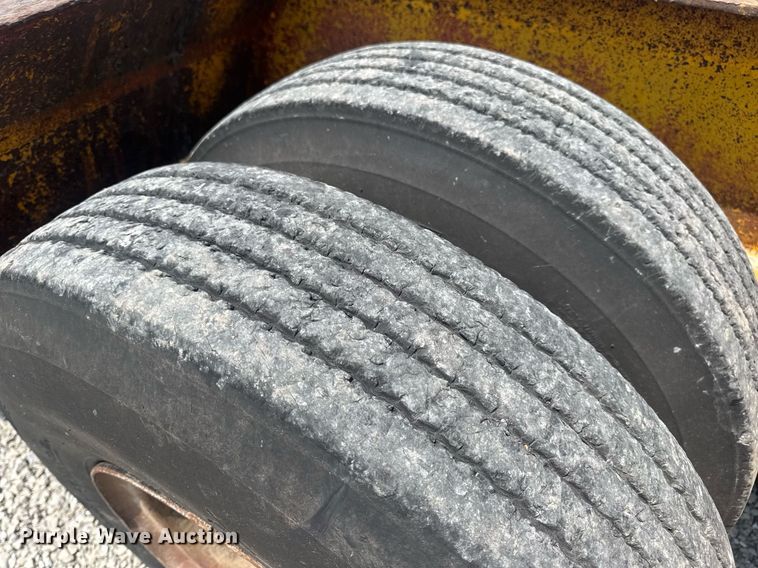 image for item DV4135 1970 Luttig drop deck equipment trailer