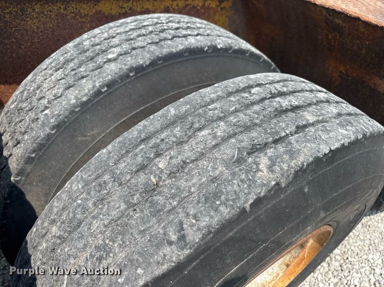 image for item DV4135 1970 Luttig drop deck equipment trailer