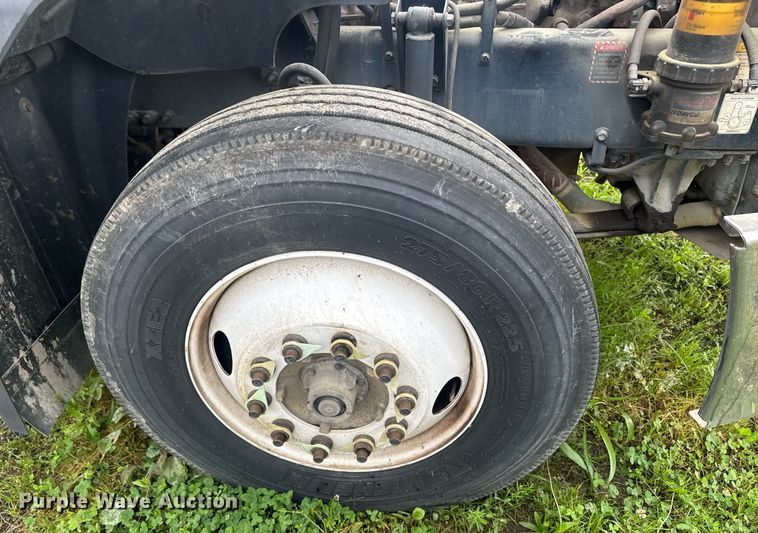 image for item DW1954 2014 Mack CXU613 semi truck