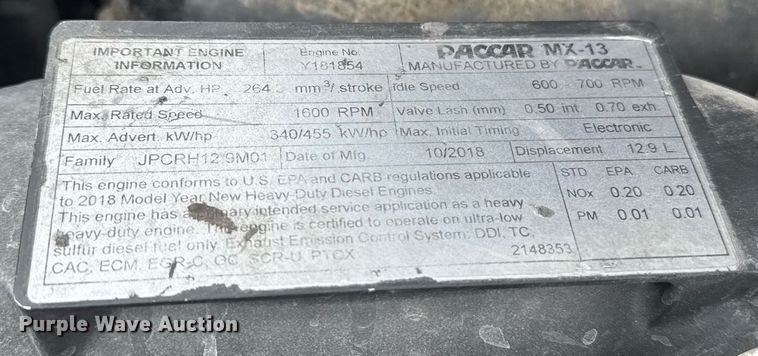 image for item DW1955 2019 Kenworth T800 semi truck