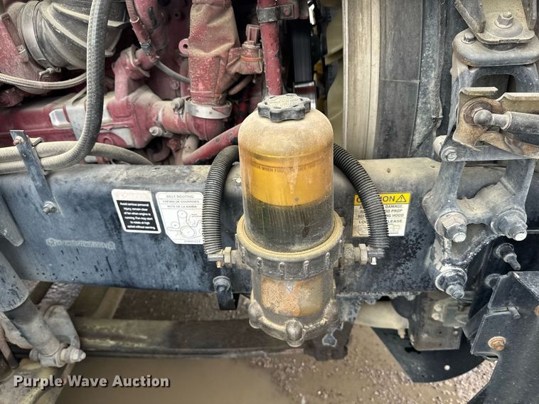 image for item DW1956 2015 Mack CXU613 semi truck