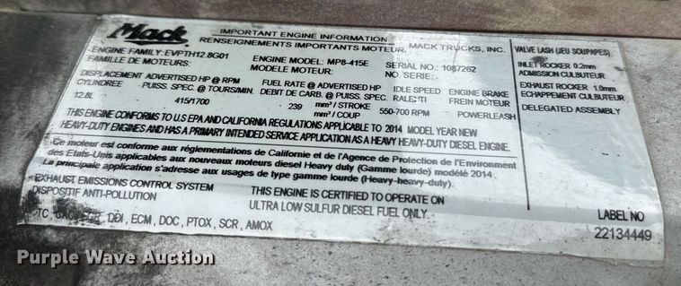 image for item DW1956 2015 Mack CXU613 semi truck