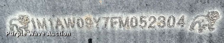 image for item DW1956 2015 Mack CXU613 semi truck