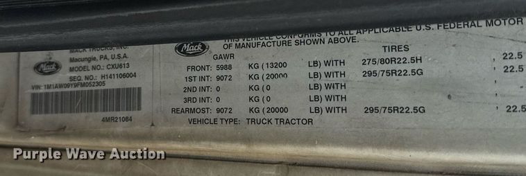 image for item DW1958 2015 Mack CXU613 semi truck