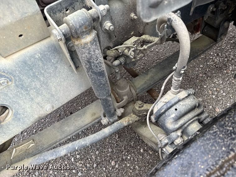 image for item DW1961 2018 Mack CXU613 semi truck