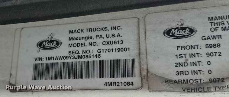 image for item DW1961 2018 Mack CXU613 semi truck