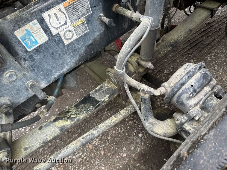 image for item DW1962 2016 Kenworth T880 semi truck