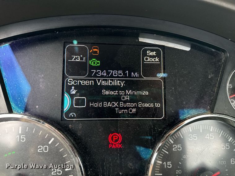 image for item DW1962 2016 Kenworth T880 semi truck