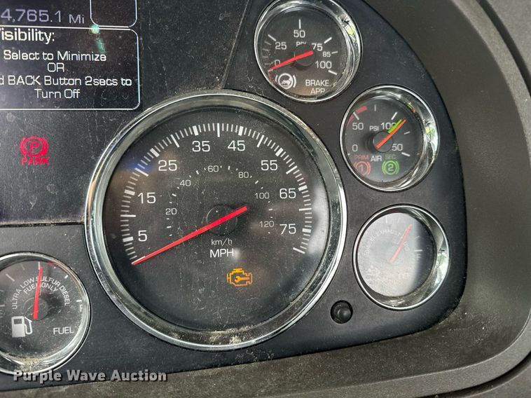 image for item DW1962 2016 Kenworth T880 semi truck