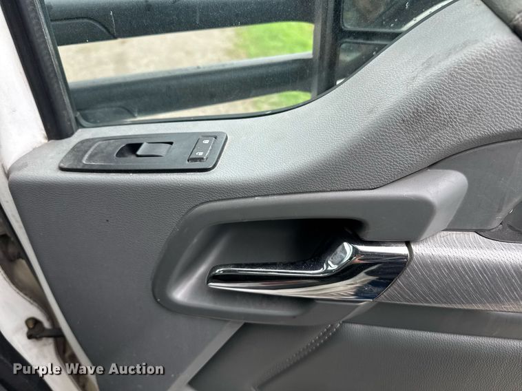 image for item DW1962 2016 Kenworth T880 semi truck