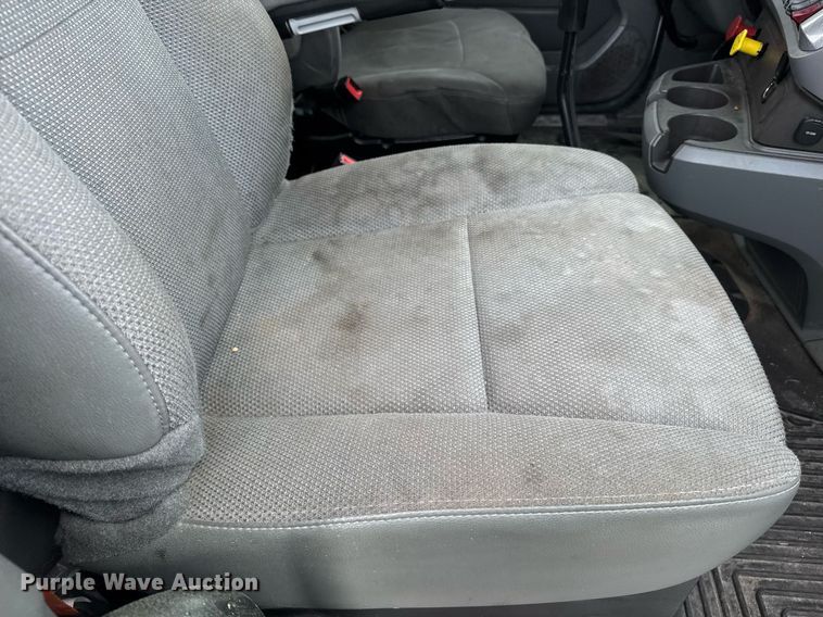 image for item DW1962 2016 Kenworth T880 semi truck