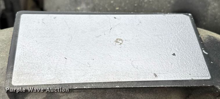 image for item DW1962 2016 Kenworth T880 semi truck