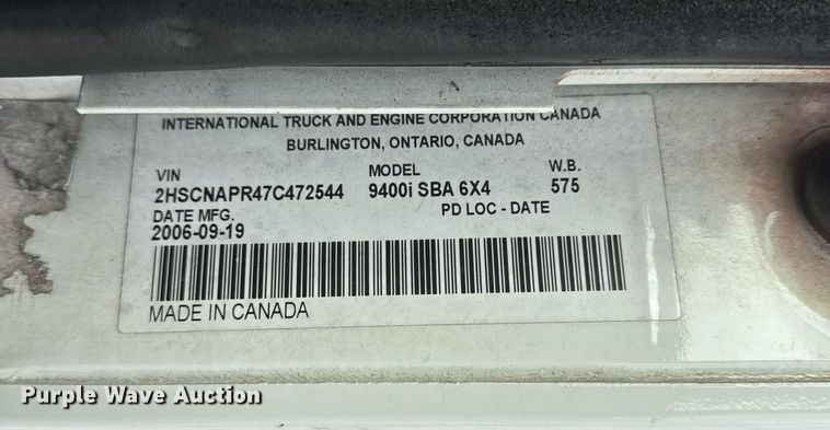 image for item DW1973 2007 International 9400I semi truck