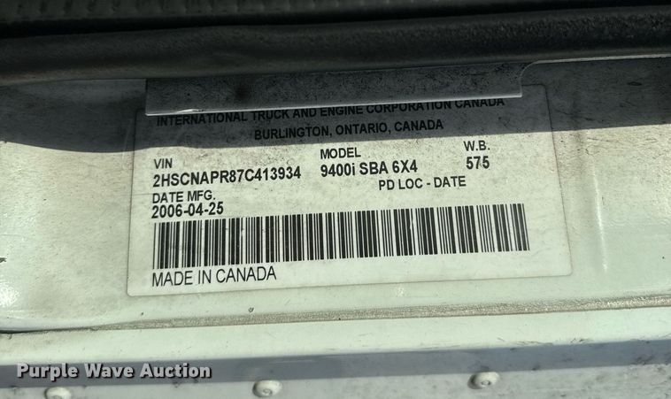 image for item DW1974 2007 International 9400I semi truck