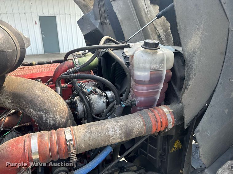 image for item DW1987 2007 International 9400I semi truck