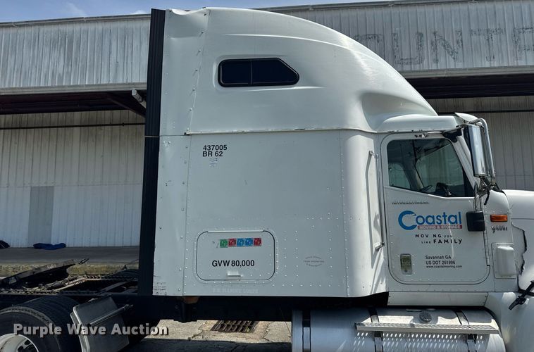 image for item DW1989 2007 International 9400I semi truck